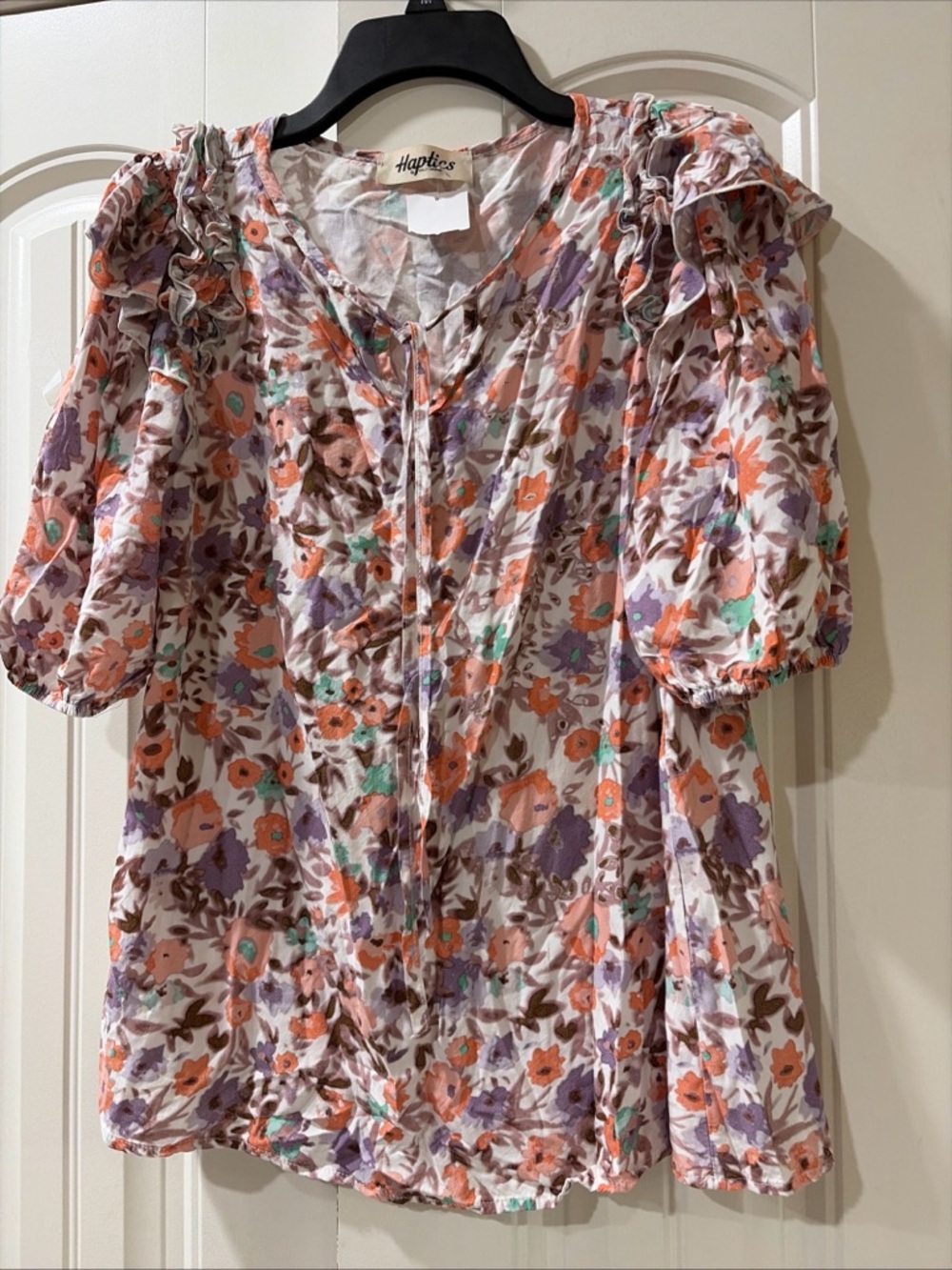 Hot Topic Floral Puff-Sleeve Blouse in Peach, Lavender & Mint